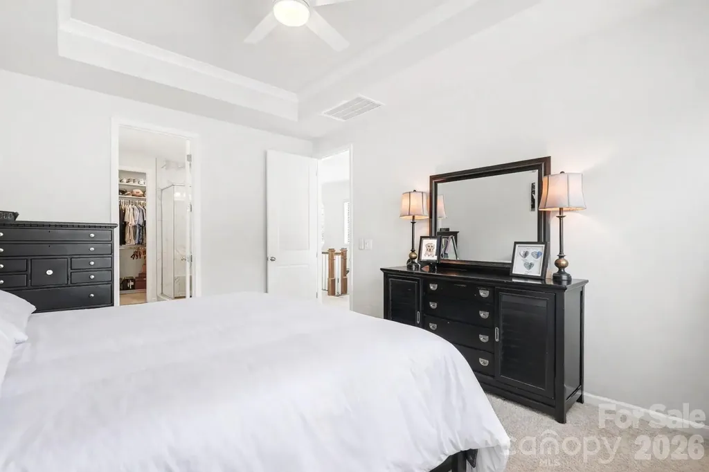 106 Renny Alley Charlotte NC 28217