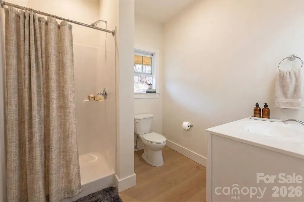 165 Cascade Ridge Road Fairview NC 28730