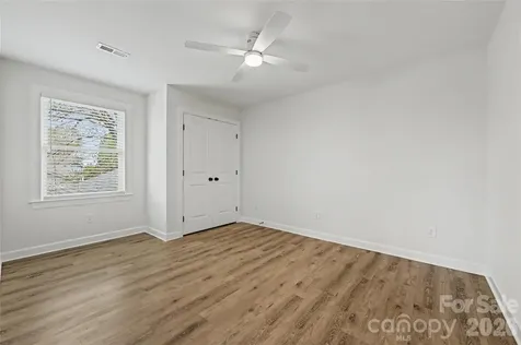 815 Hartness Avenue Charlotte NC 28211