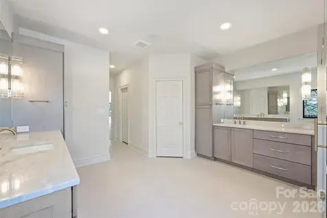 18802 Pentwater Court Cornelius NC 28031