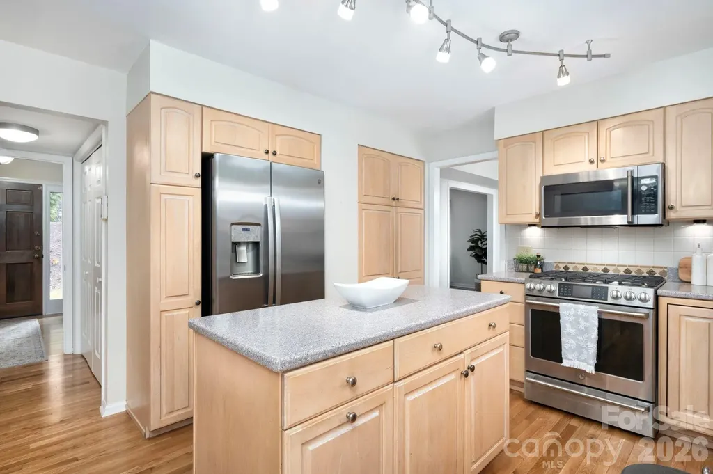 107 Ballantree Drive Asheville NC 28803