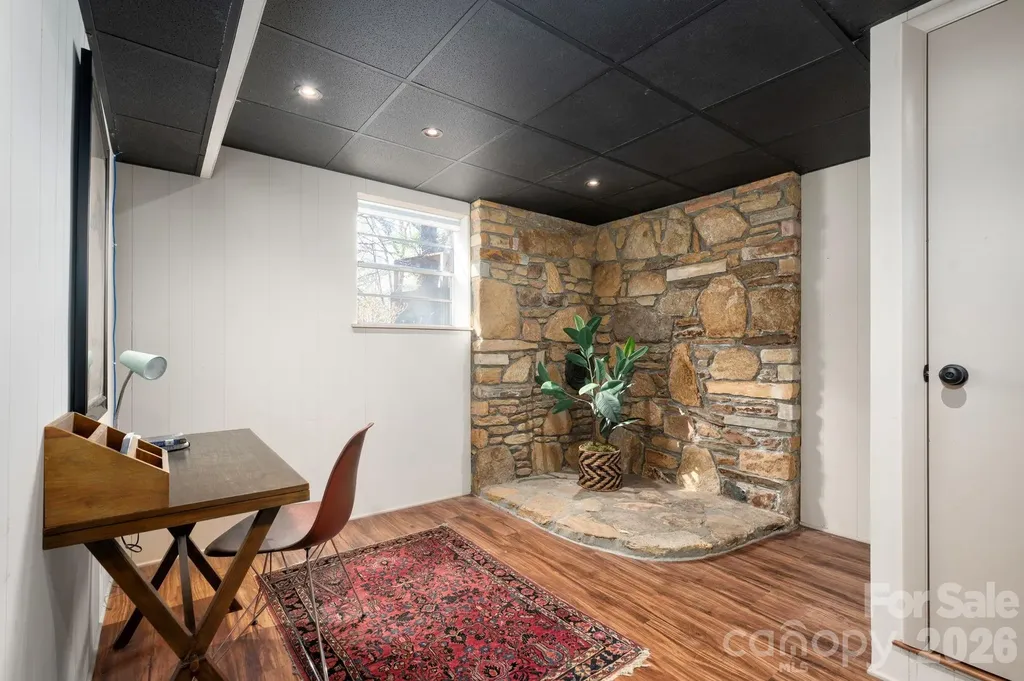 107 Ballantree Drive Asheville NC 28803