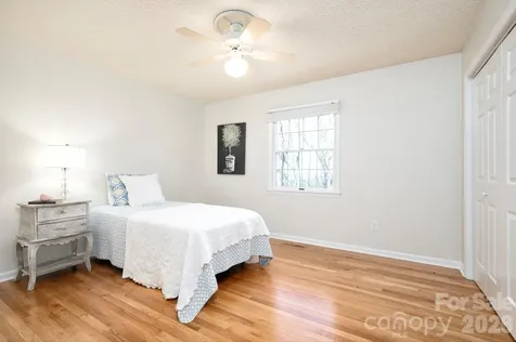 107 Ballantree Drive Asheville NC 28803