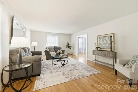 107 Ballantree Drive Asheville NC 28803