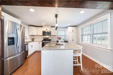 1425 5th Street NE Hickory NC 28601