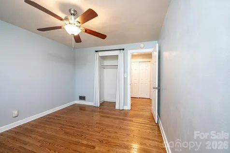 1425 5th Street NE Hickory NC 28601
