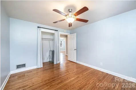 1425 5th Street NE Hickory NC 28601