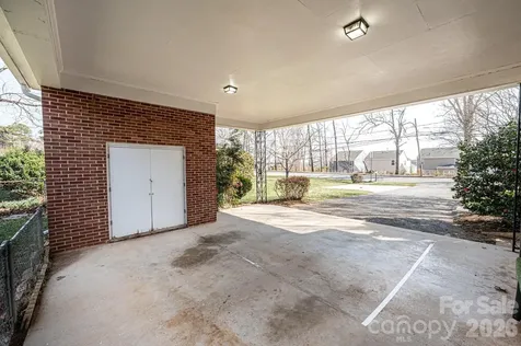 1425 5th Street NE Hickory NC 28601