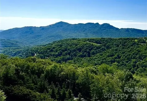 303 Sugar Top Drive Sugar Mountain NC 28604
