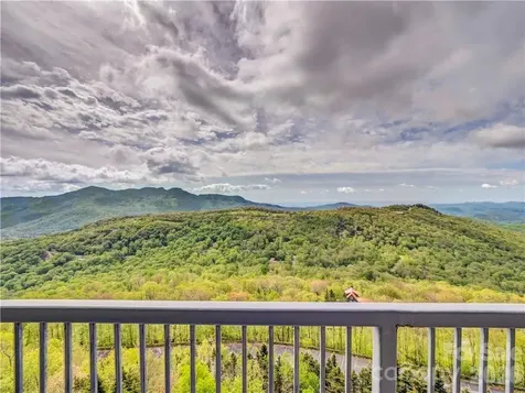 303 Sugar Top Drive Sugar Mountain NC 28604