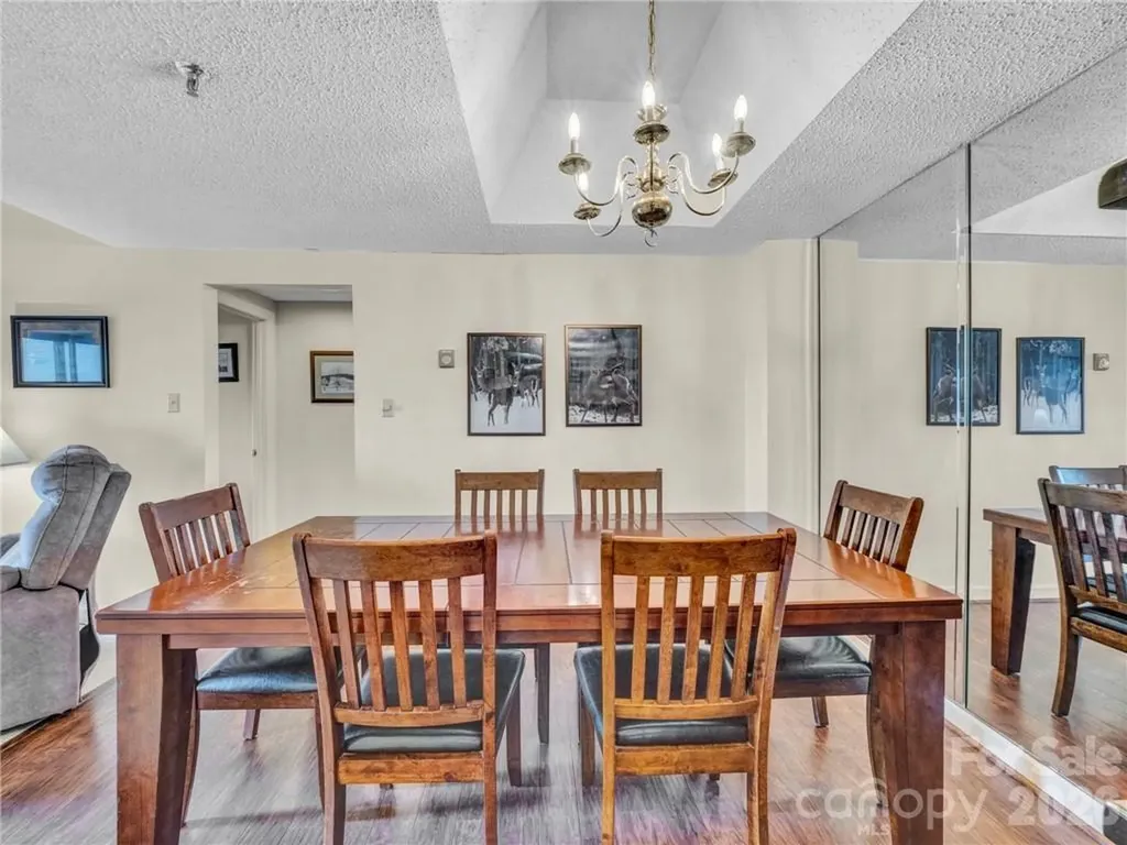 303 Sugar Top Drive Sugar Mountain NC 28604