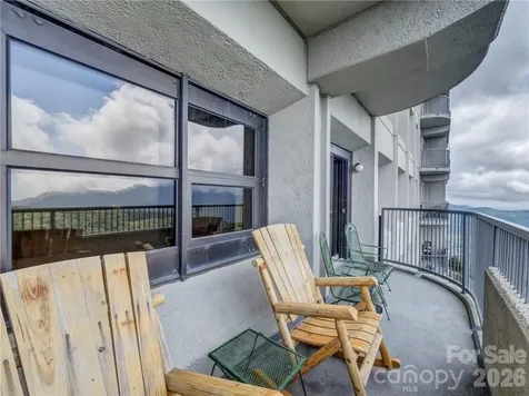 303 Sugar Top Drive Sugar Mountain NC 28604