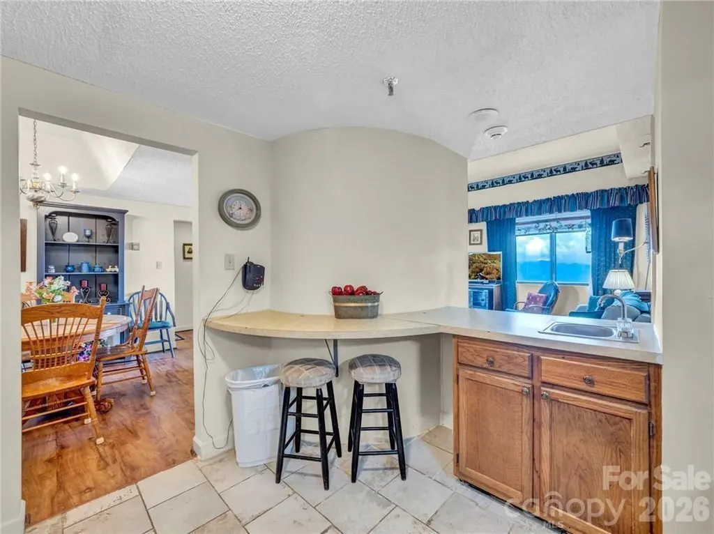 303 Sugar Top Drive Sugar Mountain NC 28604