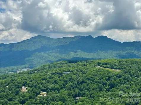 303 Sugar Top Drive Sugar Mountain NC 28604