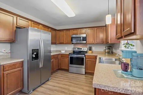 135 Spring Meadows Drive Lincolnton NC 28092