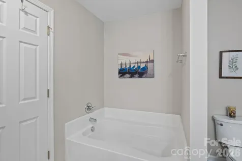 135 Spring Meadows Drive Lincolnton NC 28092
