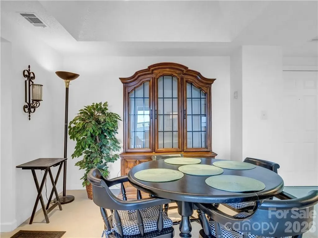 303 Sugar Top Drive Sugar Mountain NC 28604