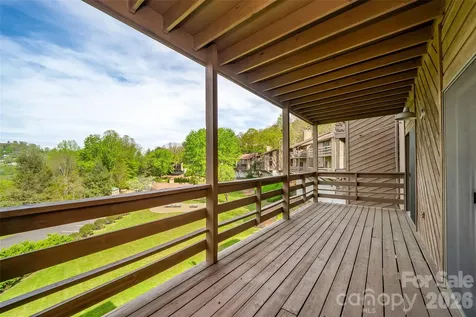 305 Piney Mountain Drive Asheville NC 28805
