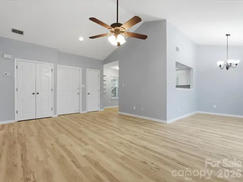 9404 S Vicksburg Park Court Charlotte NC 28210