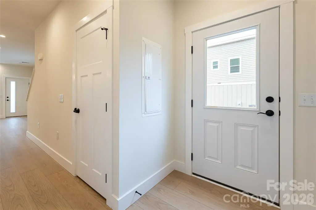 4 Wyndom Lane Asheville NC 28805