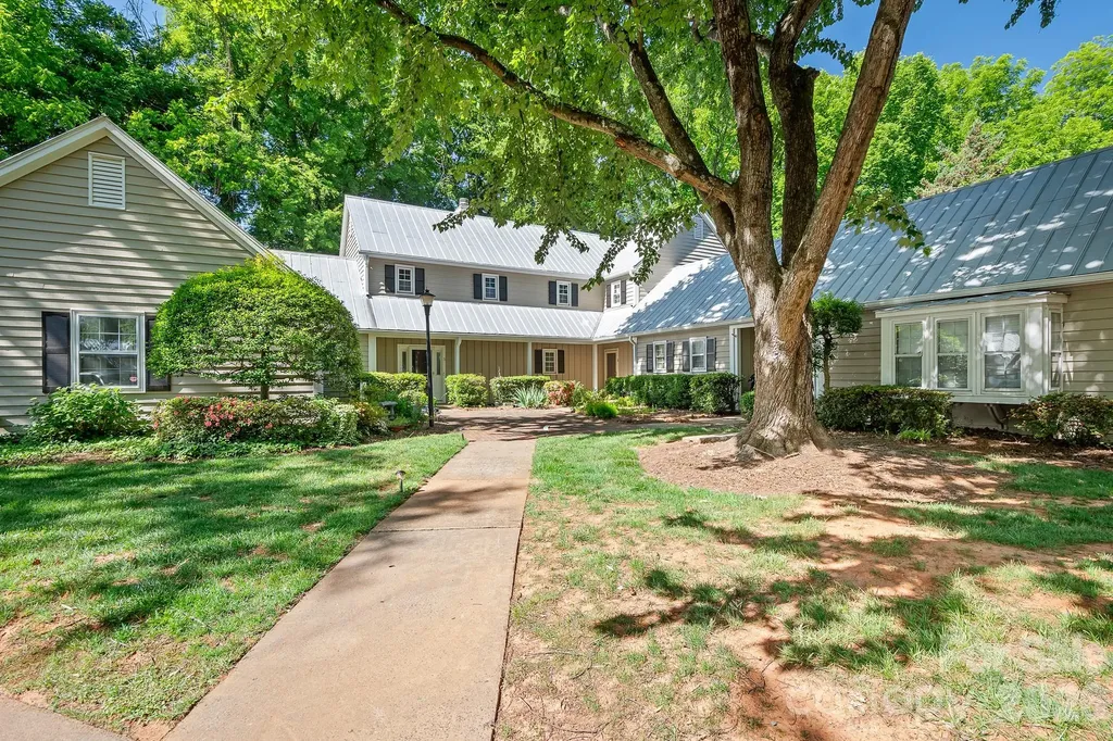 3706 Selwyn Farms Lane Charlotte NC 28209