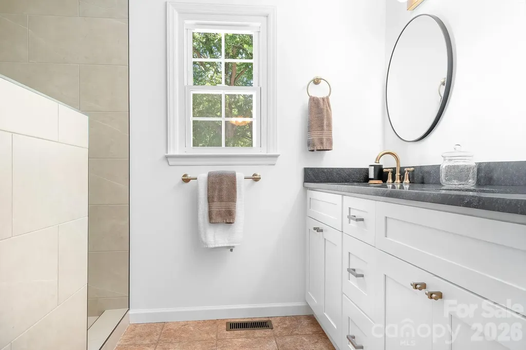 3706 Selwyn Farms Lane Charlotte NC 28209