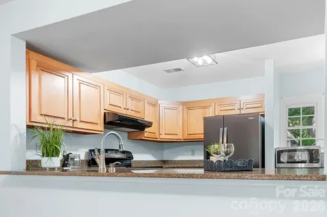 3706 Selwyn Farms Lane Charlotte NC 28209