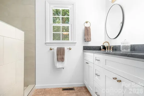 3706 Selwyn Farms Lane Charlotte NC 28209
