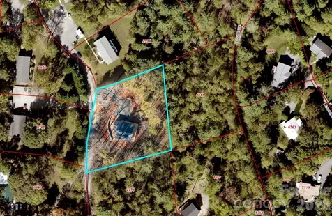 22 Deep Woods Road Weaverville NC 28787