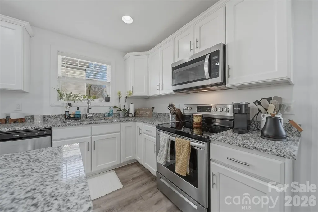 406 Ruth Avenue Kannapolis NC 28083