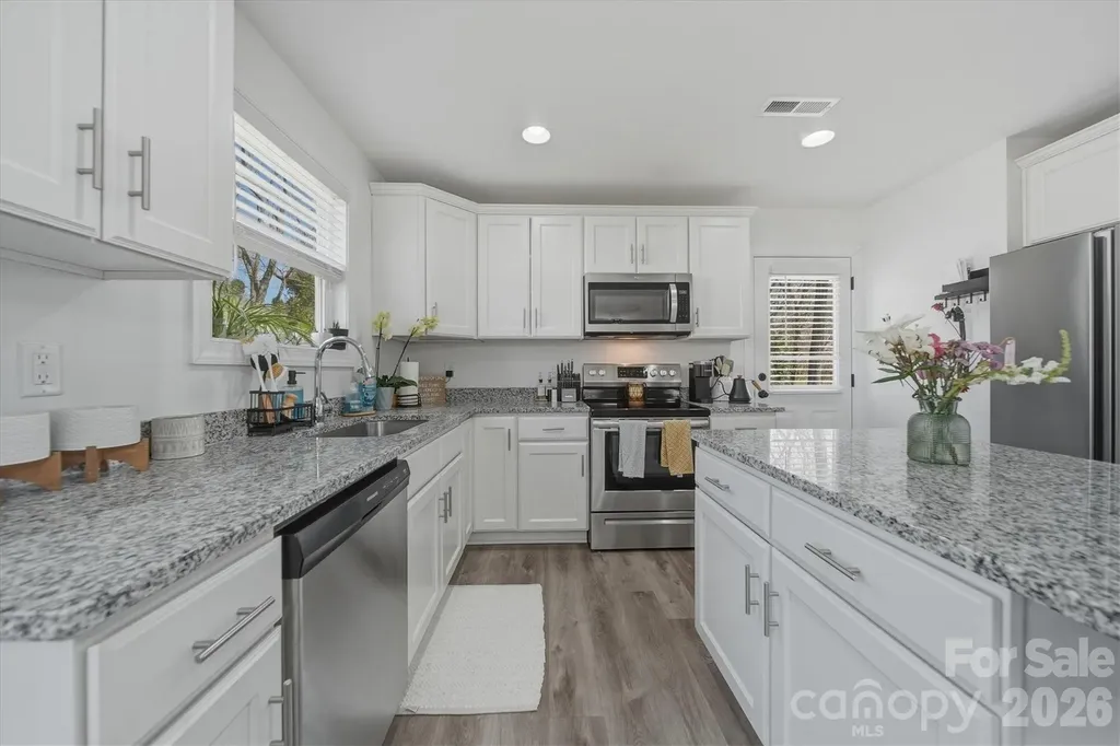406 Ruth Avenue Kannapolis NC 28083