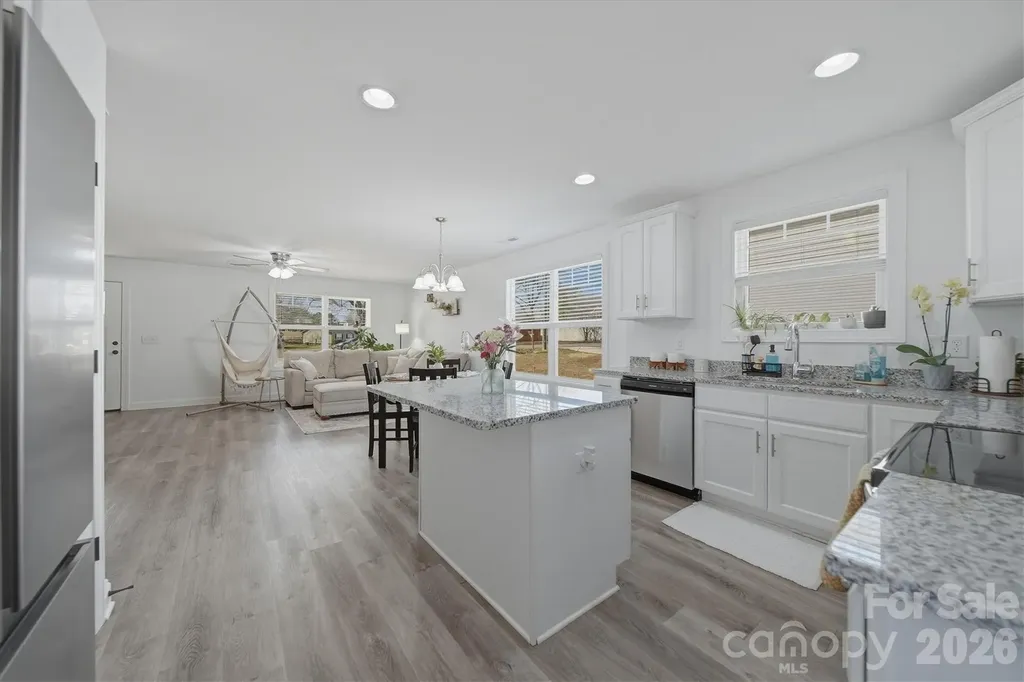 406 Ruth Avenue Kannapolis NC 28083