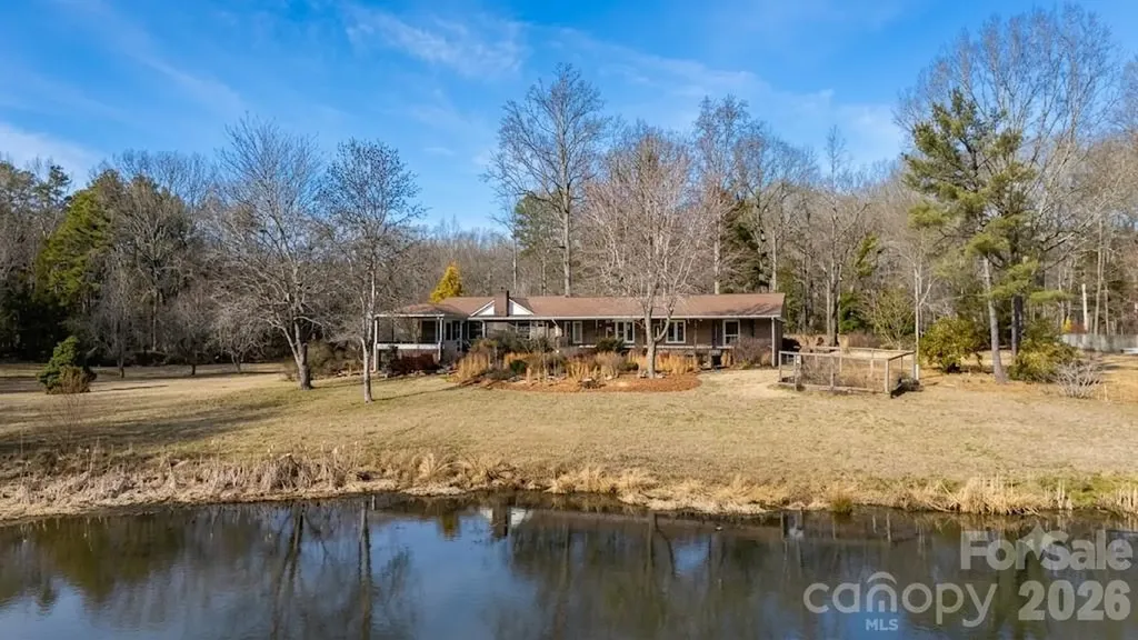 2025 Creekwood Drive York SC 29745