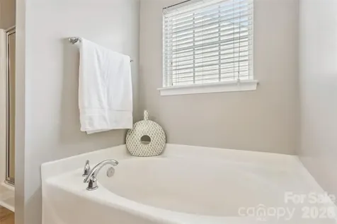 2457 Marthas Ridge Drive Statesville NC 28625