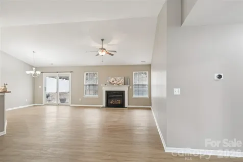 2457 Marthas Ridge Drive Statesville NC 28625