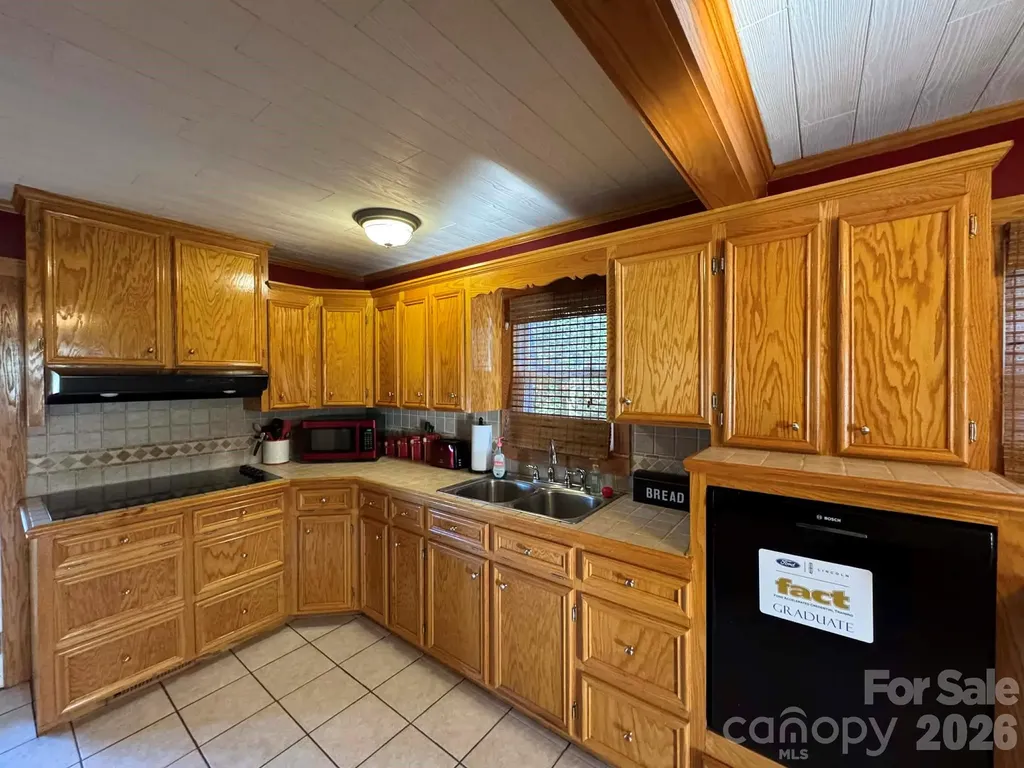 155 Sawyer Road Hays NC 28635