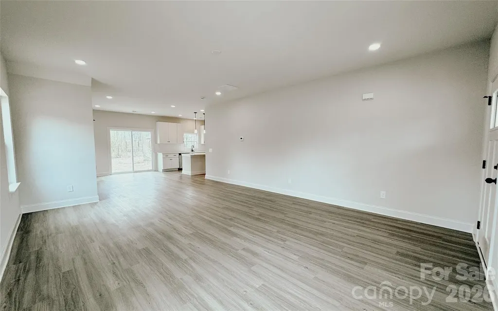 304 Woodside Drive Harrisburg NC 28075