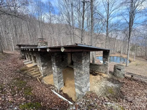 140 Wild Mountain Lane Barnardsville NC 28709