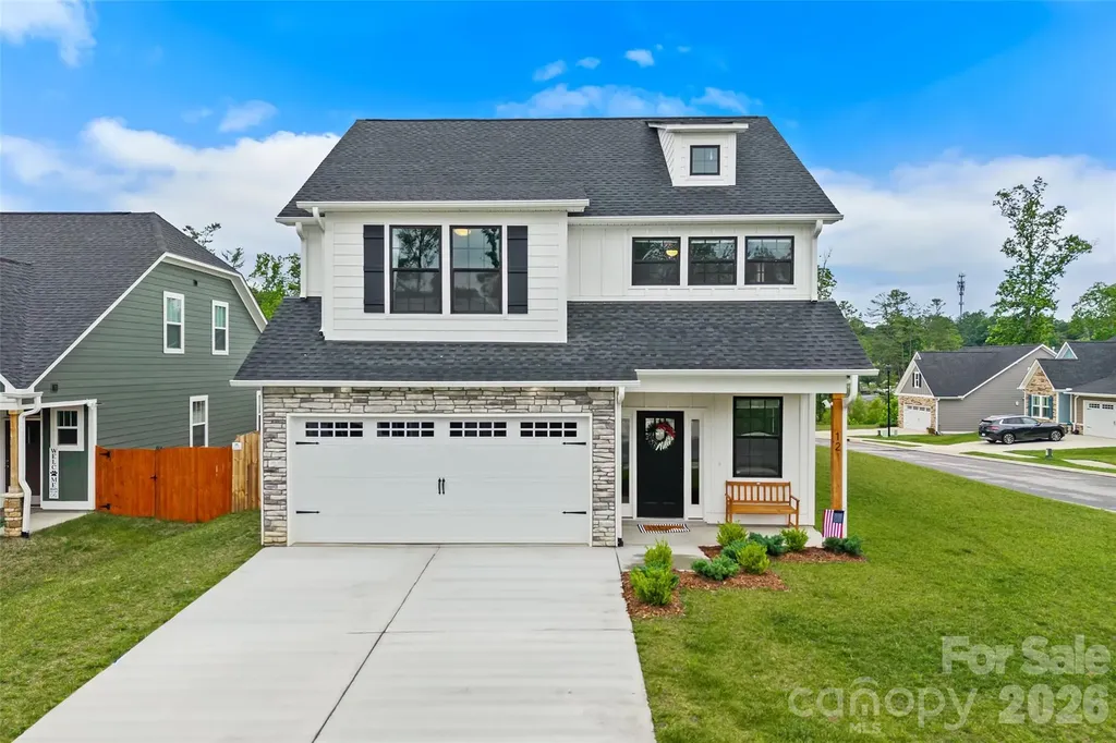 12 S Christie Court Fletcher NC 28732
