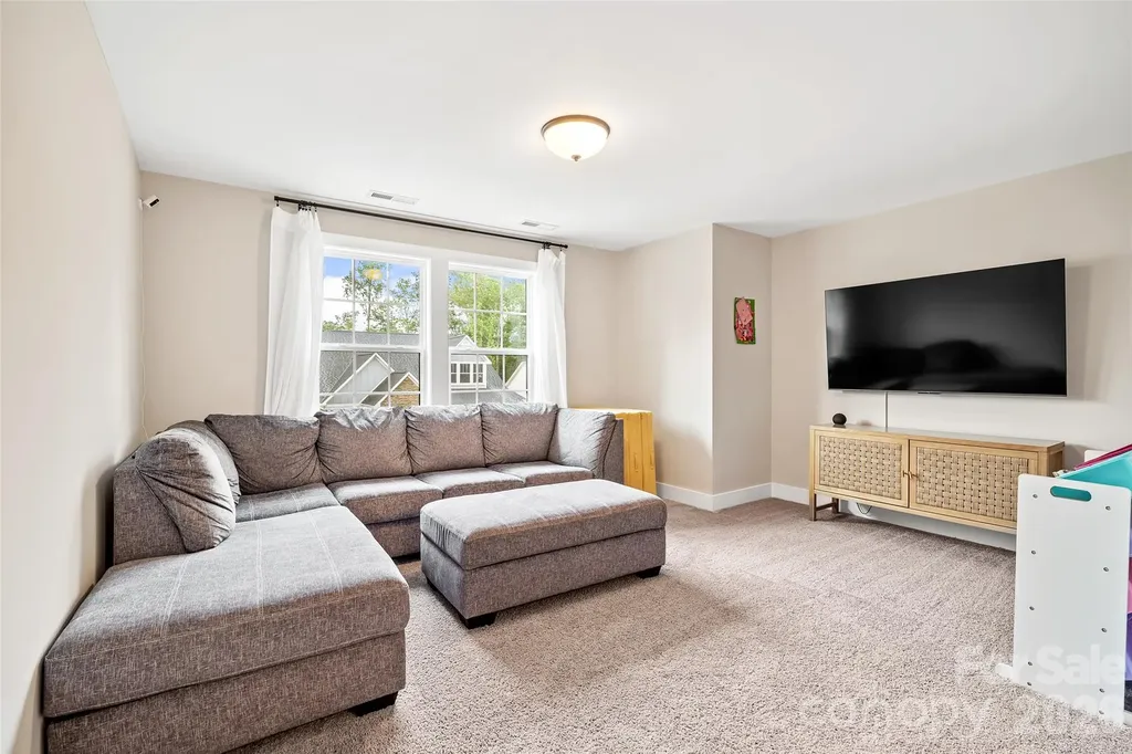 12 S Christie Court Fletcher NC 28732