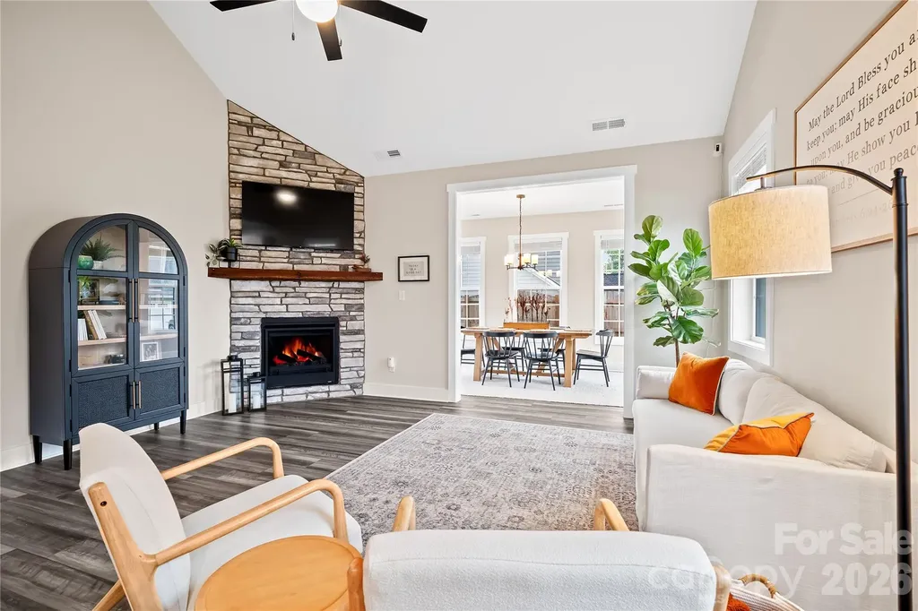 12 S Christie Court Fletcher NC 28732