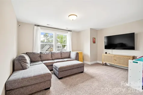 12 S Christie Court Fletcher NC 28732