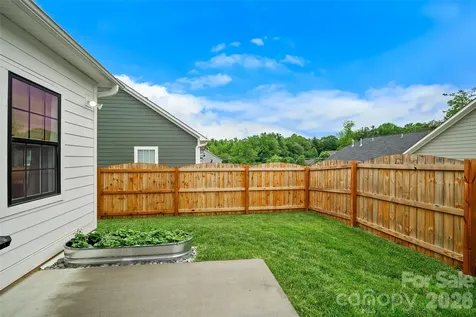 12 S Christie Court Fletcher NC 28732