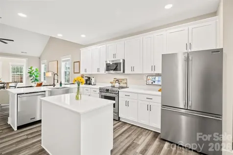 12 S Christie Court Fletcher NC 28732