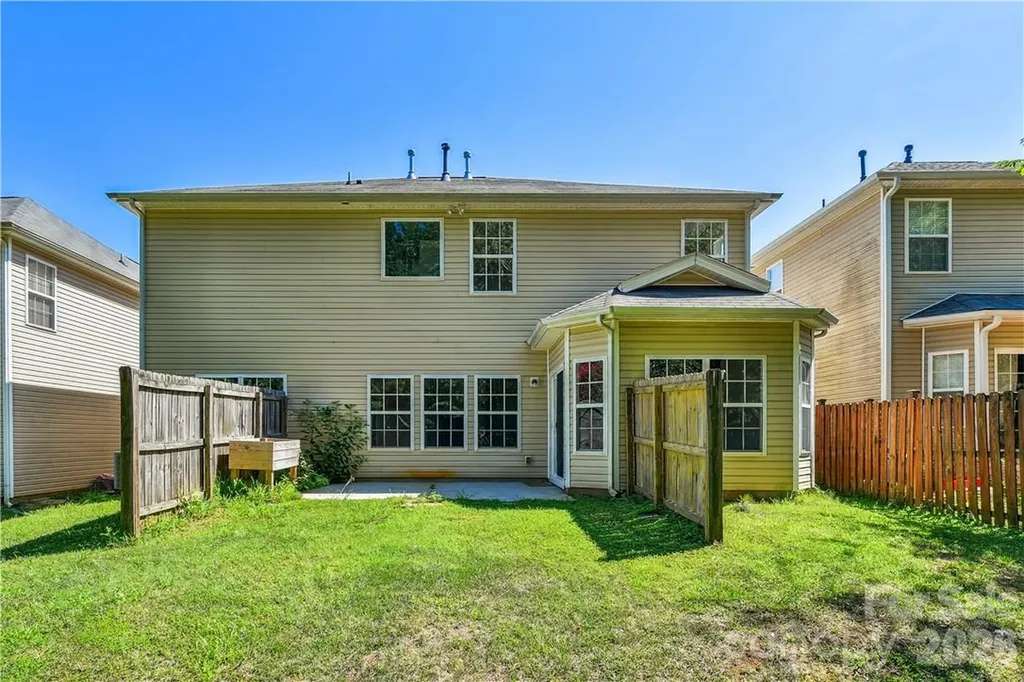 15614 Normans Landing Drive Charlotte NC 28273