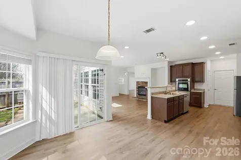 15614 Normans Landing Drive Charlotte NC 28273