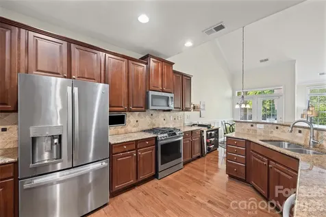 1914 Colony Line Court Charlotte NC 28210