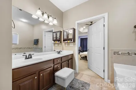 1914 Colony Line Court Charlotte NC 28210