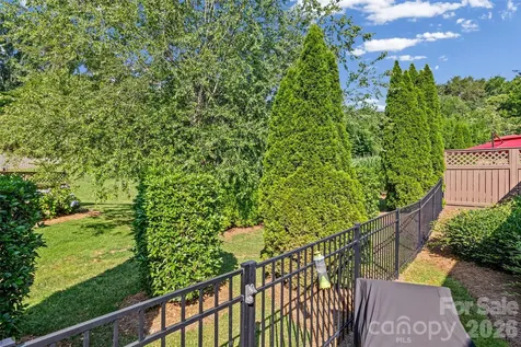 1914 Colony Line Court Charlotte NC 28210