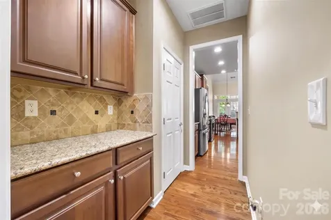 1914 Colony Line Court Charlotte NC 28210